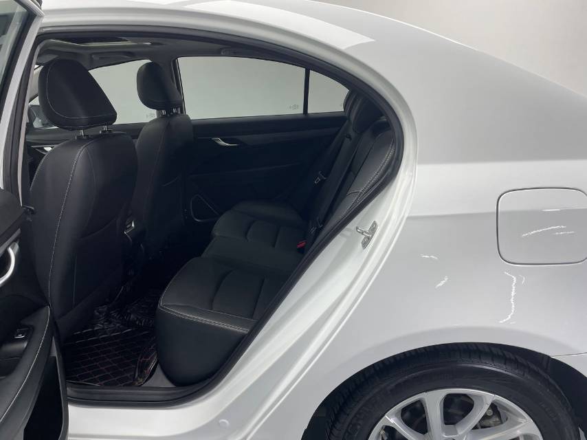 GEELY Emgrand 2020 #8 GEELY Emgrand 2020 car image #8