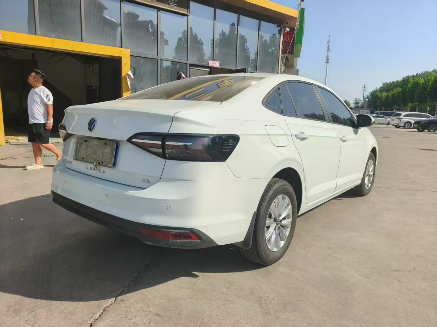 Volkswagen Lavida 2025 car image #9