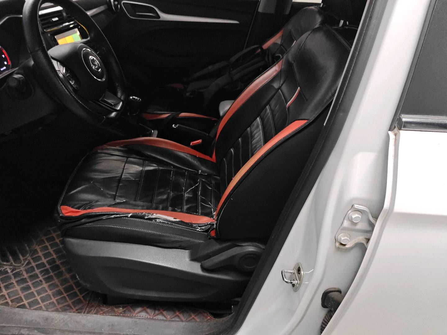 MG ZS 2021 car image #18