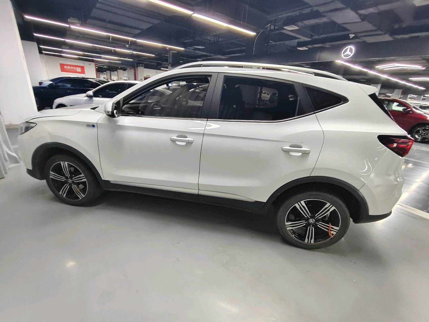 MG ZS 2021 car image #6