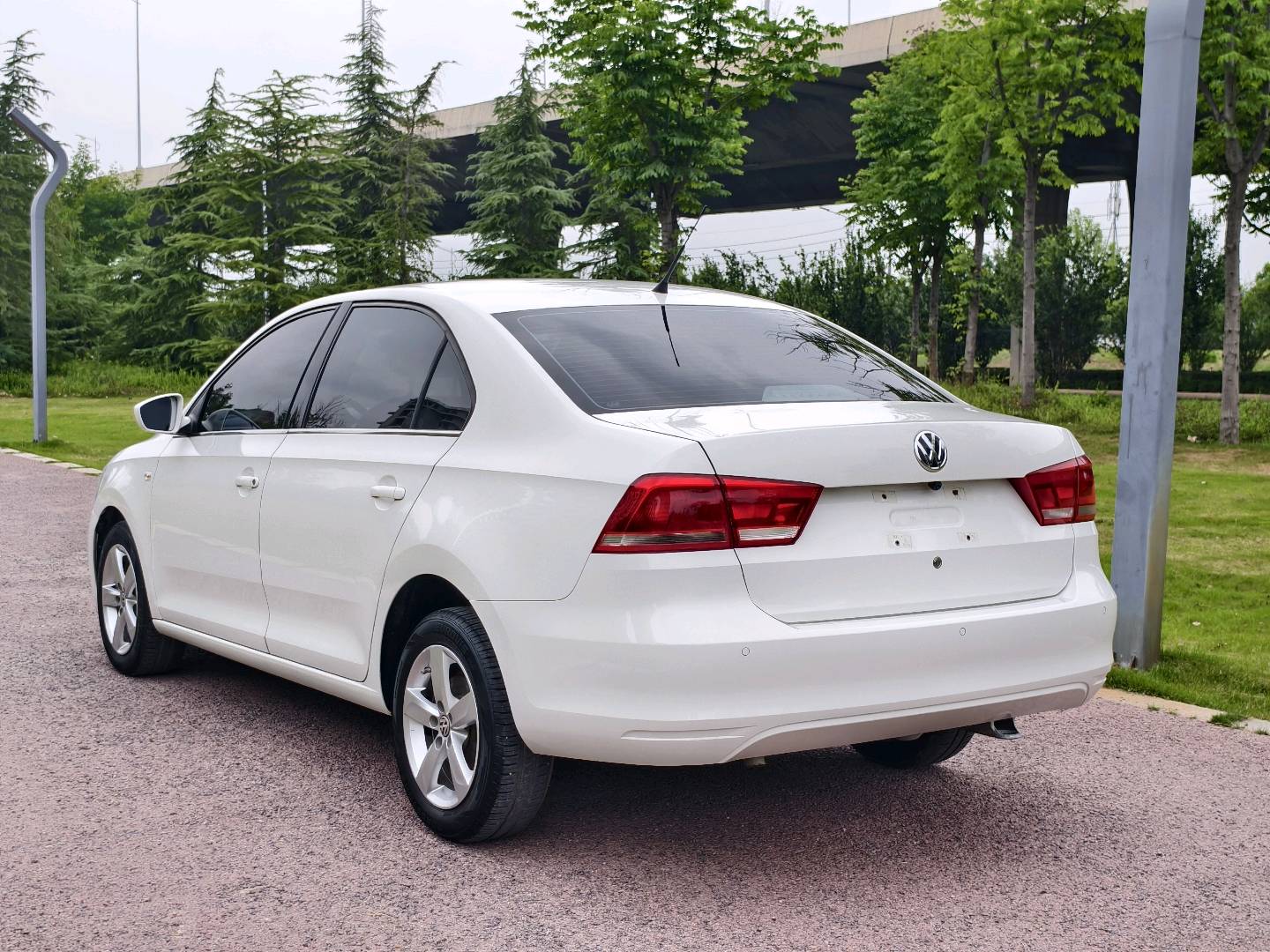 Volkswagen Santana 2016 #10 Volkswagen Santana 2016 car image #10