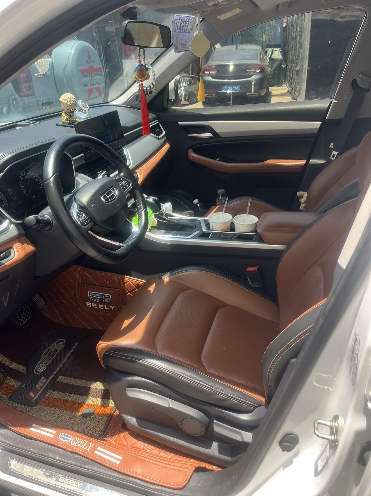 GEELY Vision X6 2020 car image #8