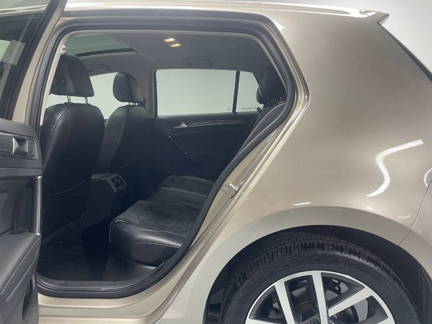 Volkswagen Golf 2019 #10 Volkswagen Golf 2019 car image #10