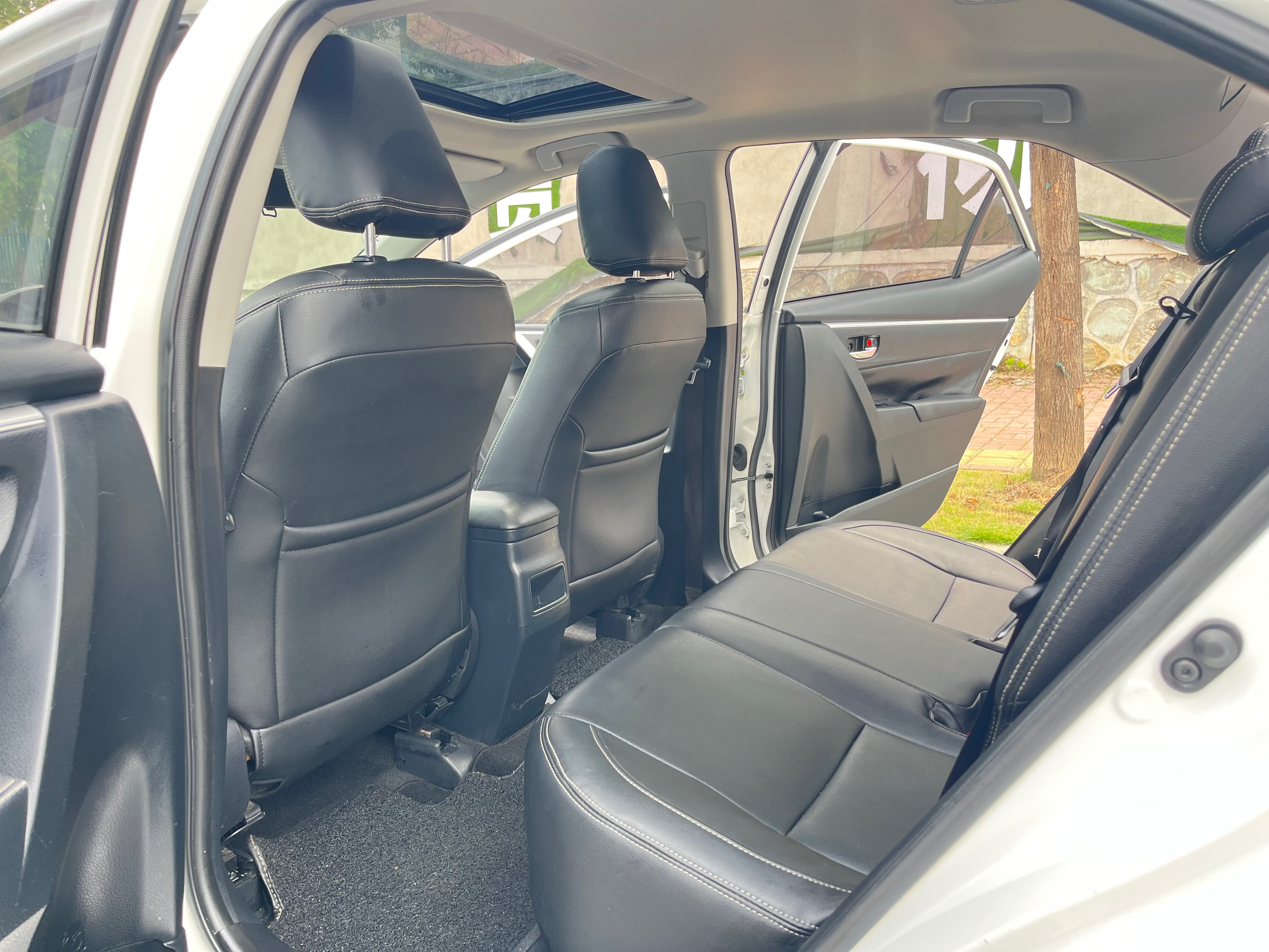 Toyota Corolla 2019 car image #10