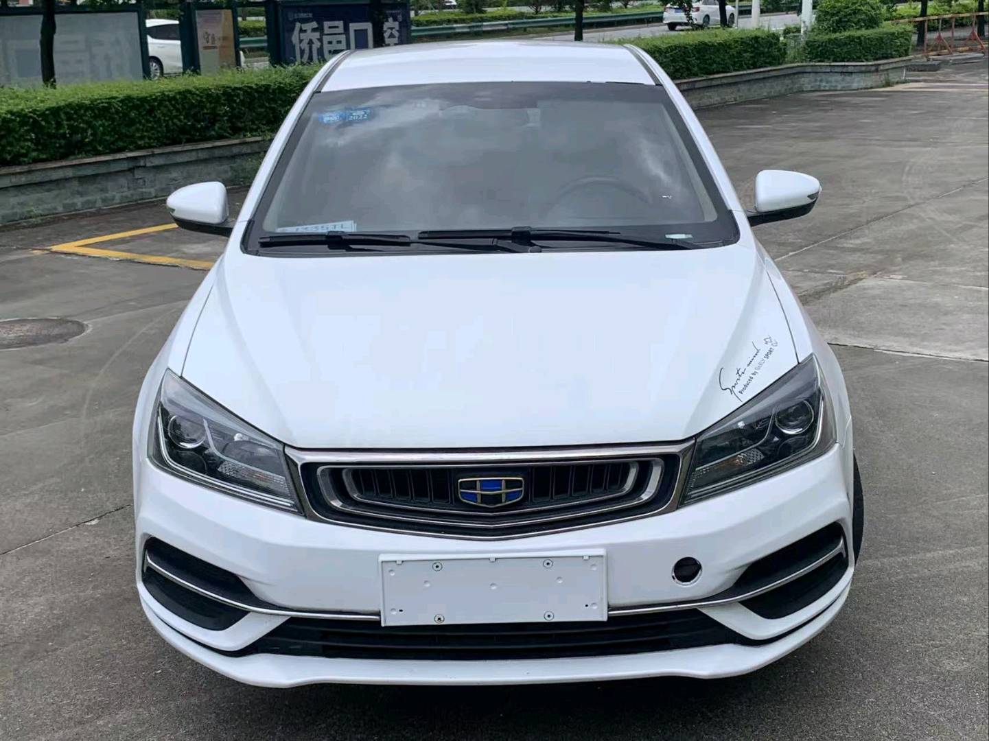 GEELY Emgrand 2018 #4 GEELY Emgrand 2018 car image #4