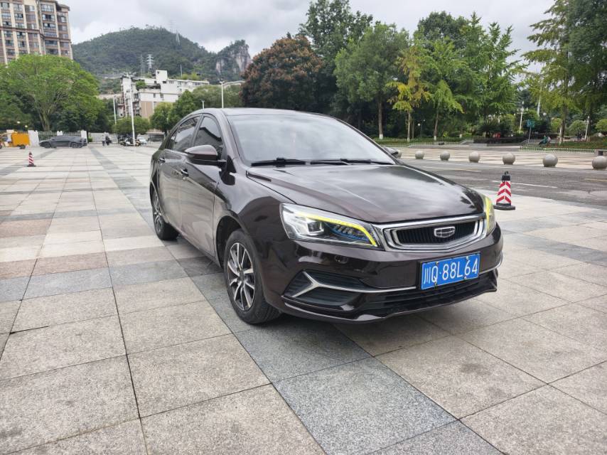 GEELY Emgrand 2019 car image #5