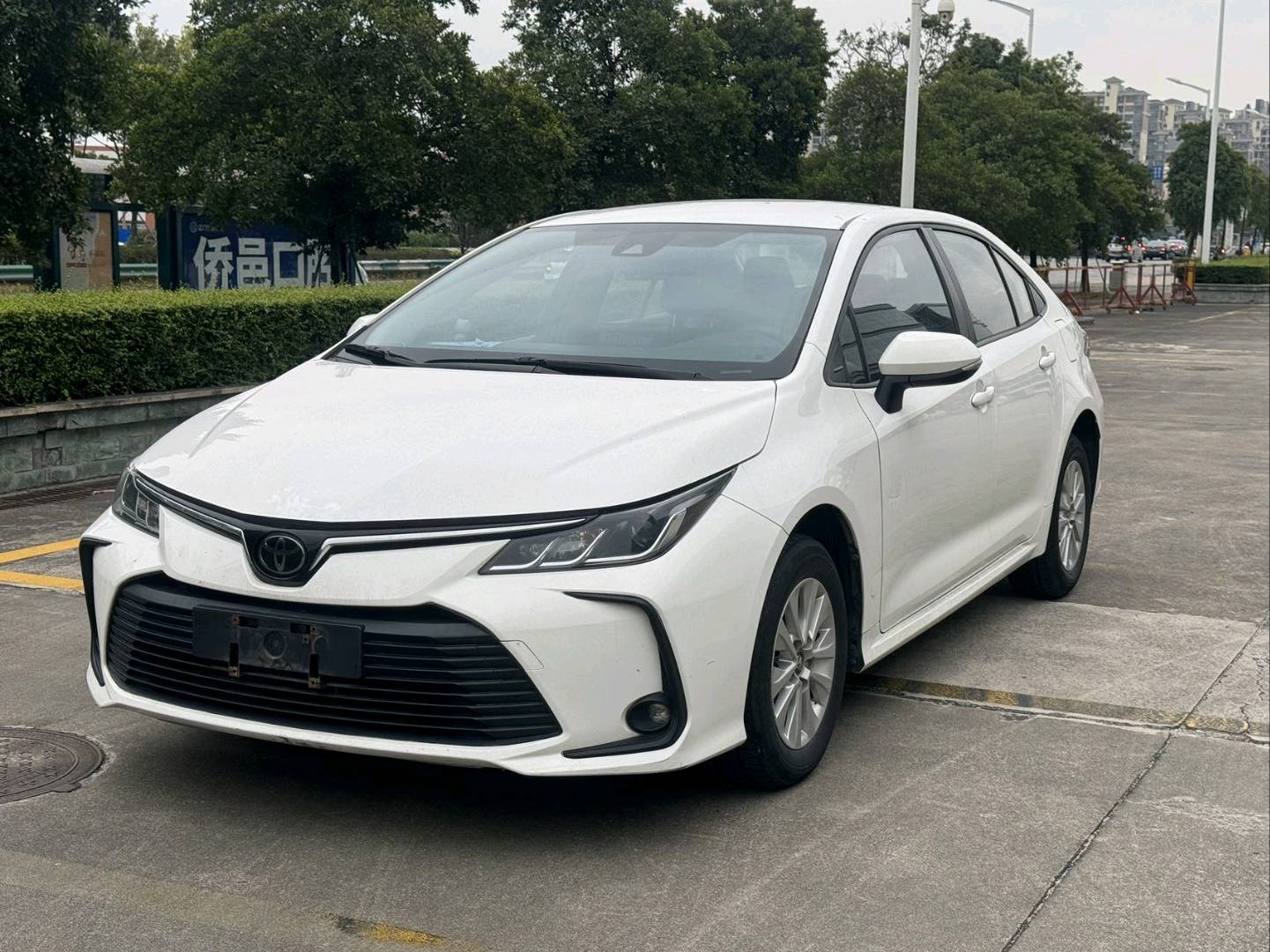 Toyota Corolla 2019 car image #2
