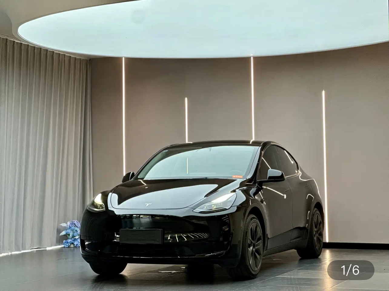 Tesla Model Y 2023 #2 Tesla Model Y 2023 car image #2