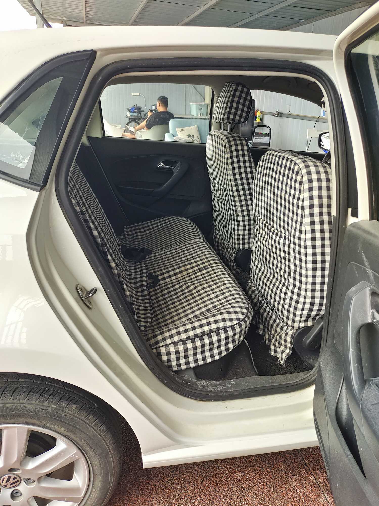Volkswagen Polo 2023 car image #13