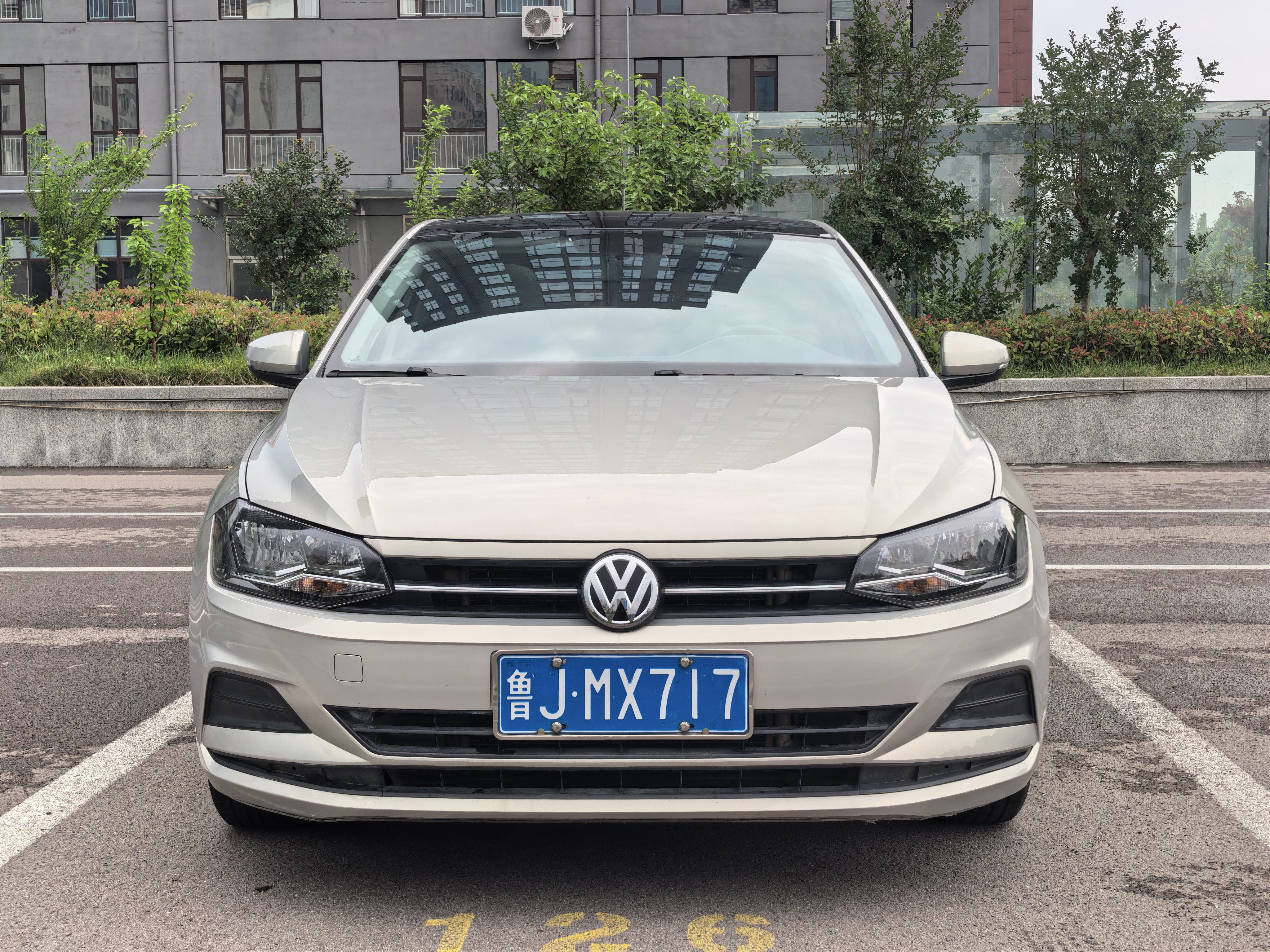 Volkswagen Polo 2020 car image #4
