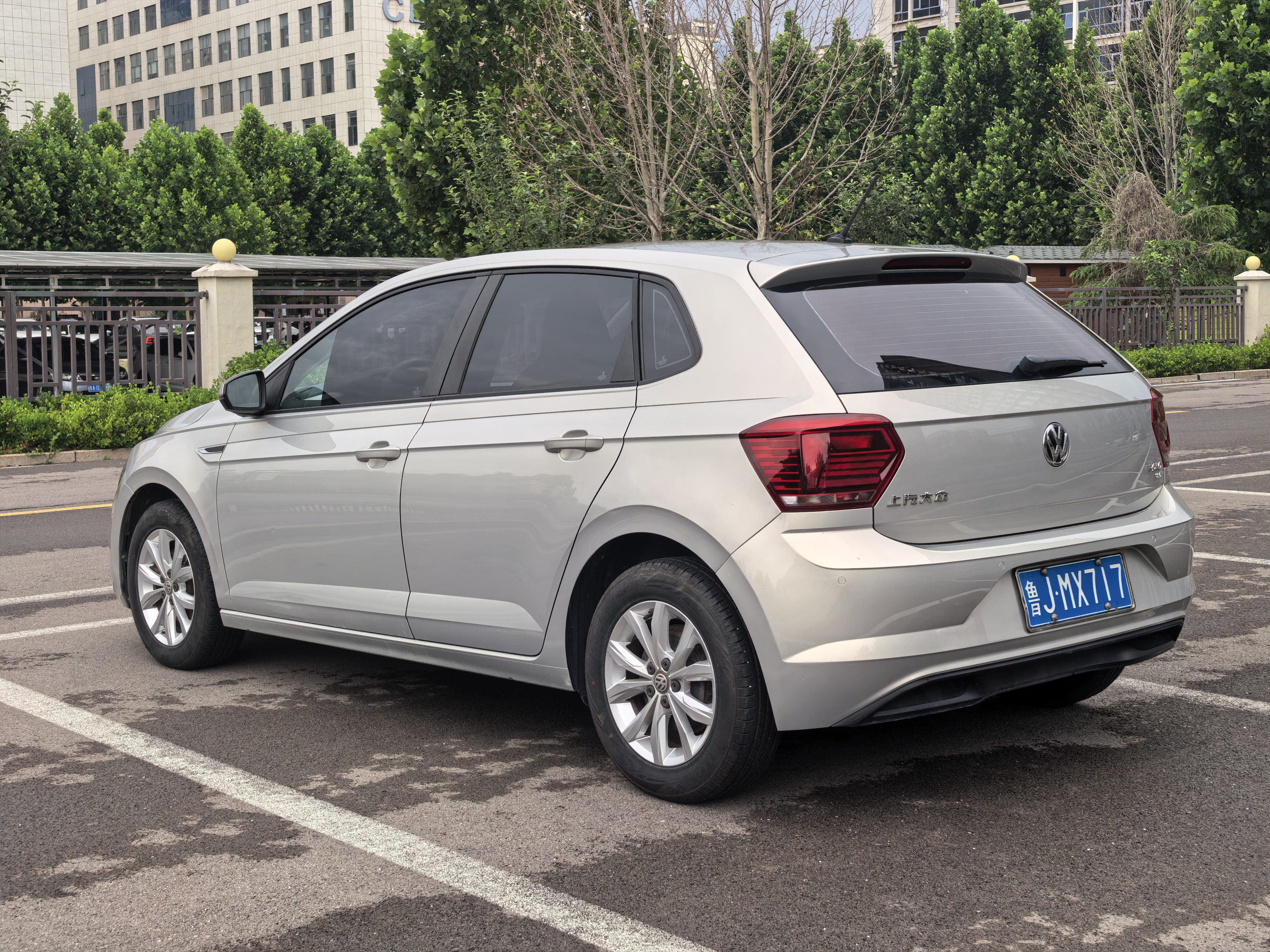 Volkswagen Polo 2020 car image #6