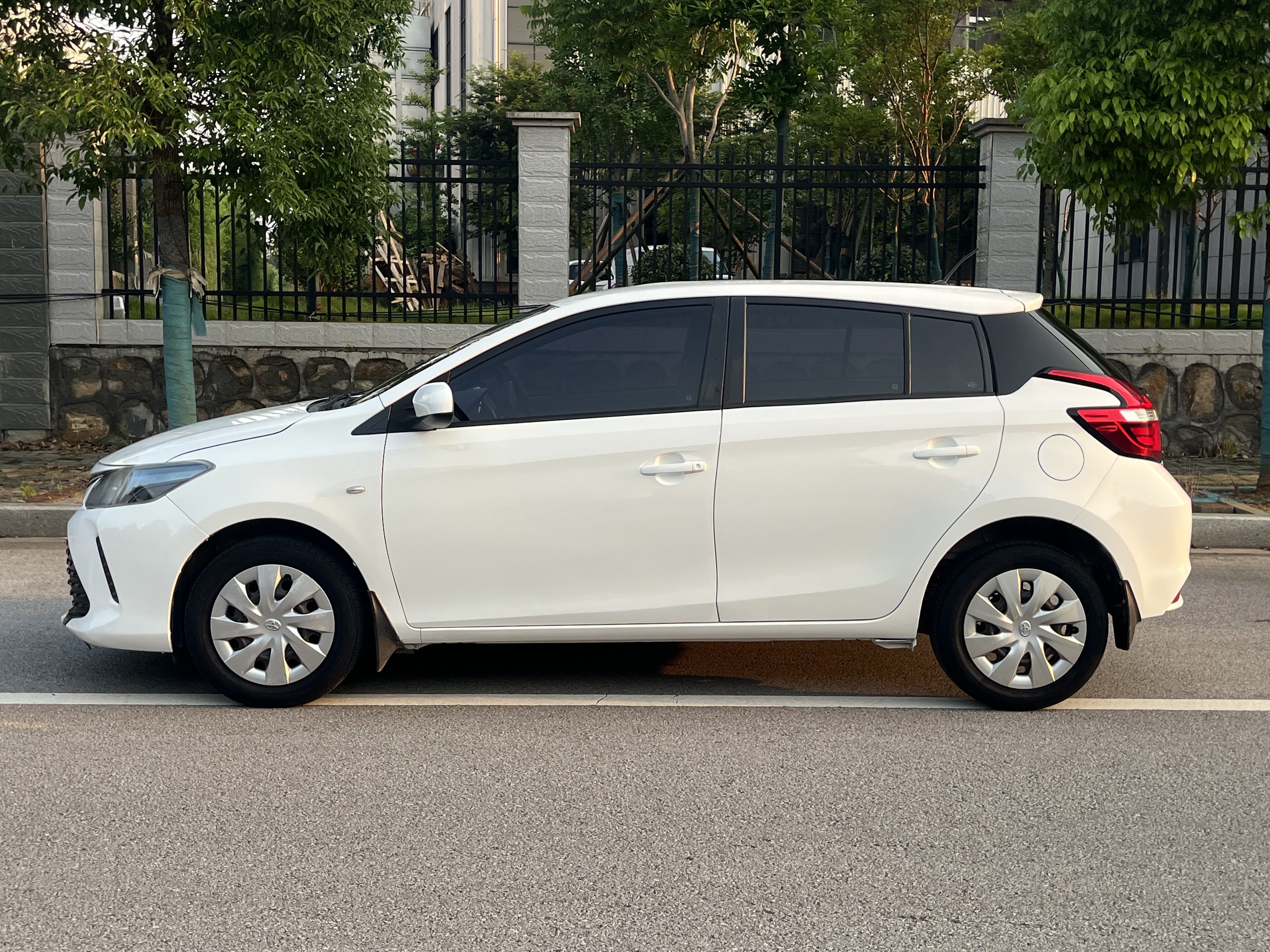 Toyota Vios FS 2017 car image #9