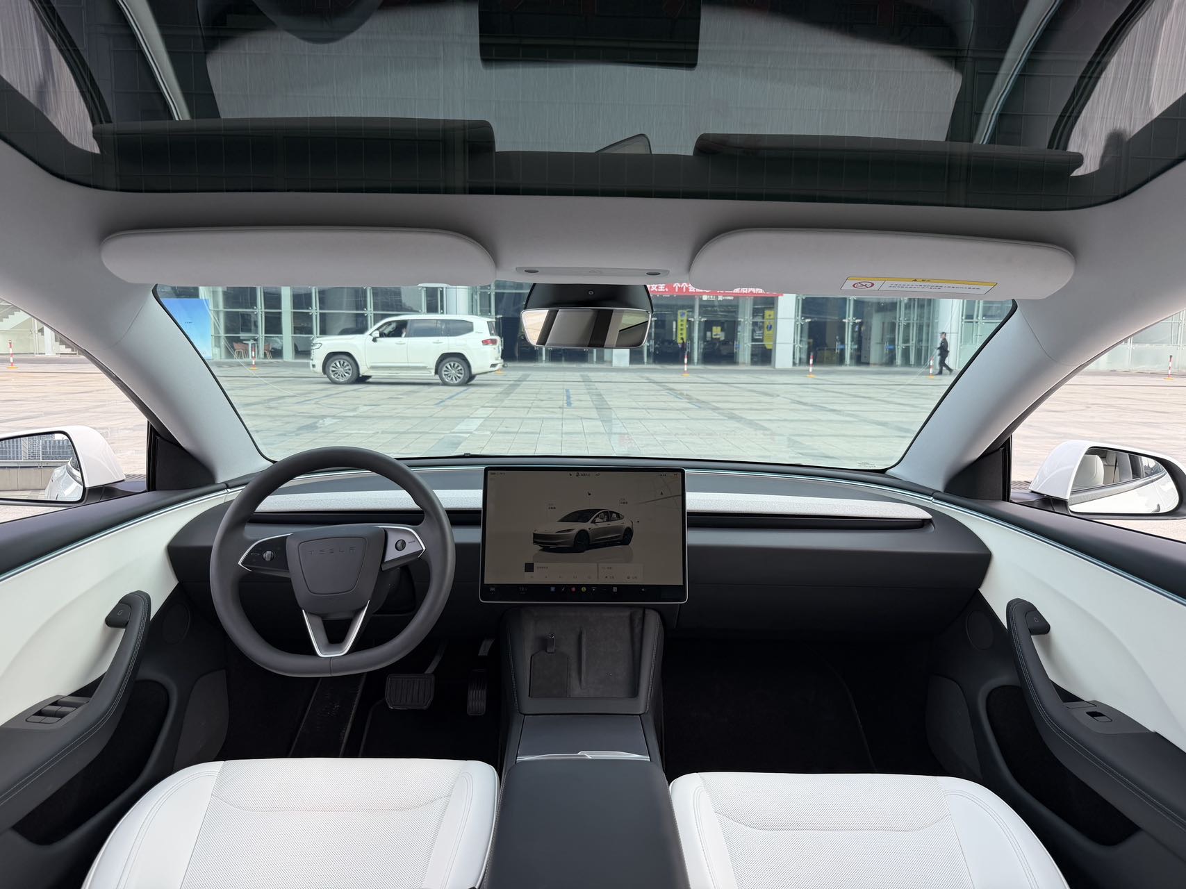 2024 #14 2024 immagine di auto #14