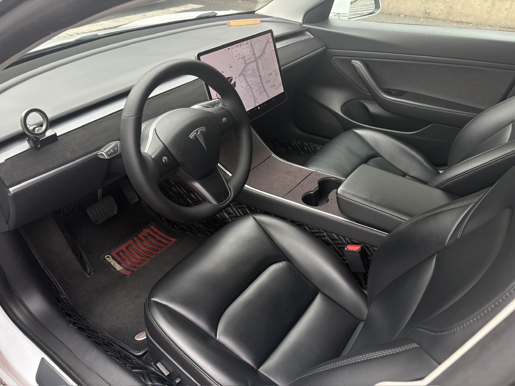 Tesla Model 3 2020 car image #8