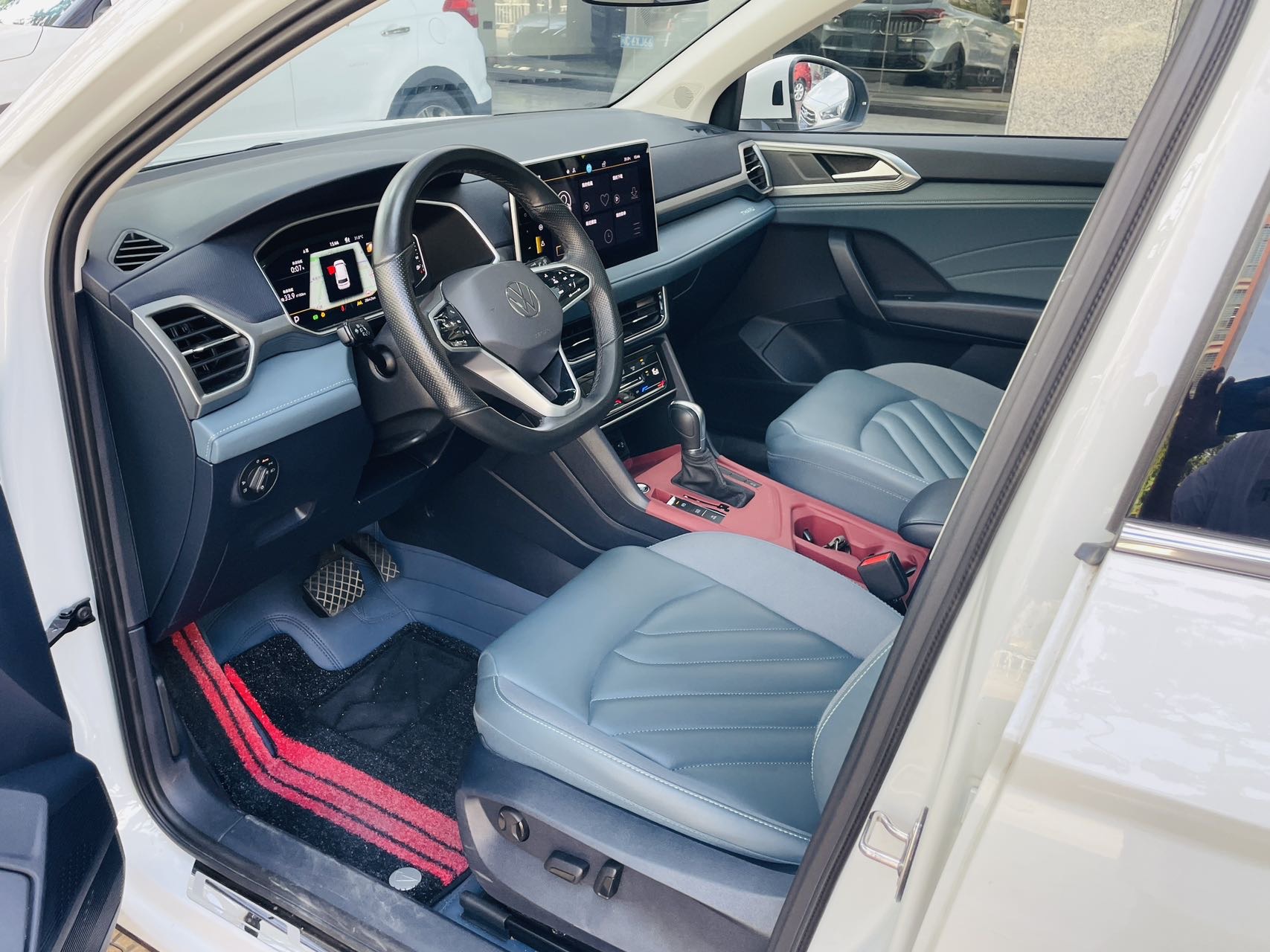 Volkswagen Tharu 2023 car image #9