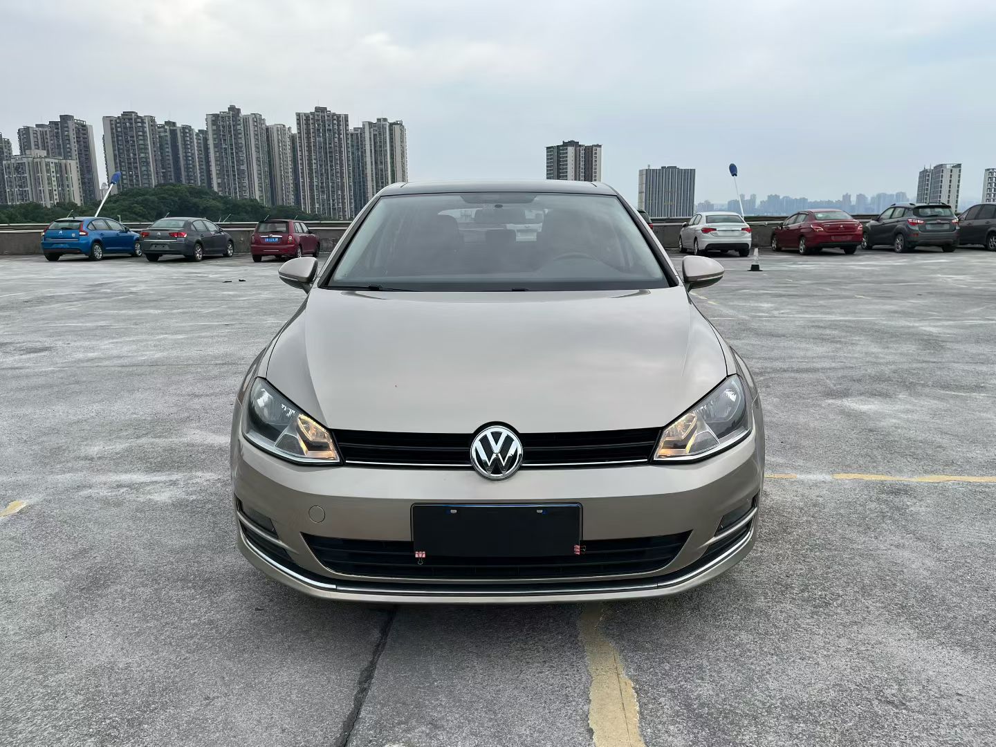 Volkswagen Golf 2015 car image #4
