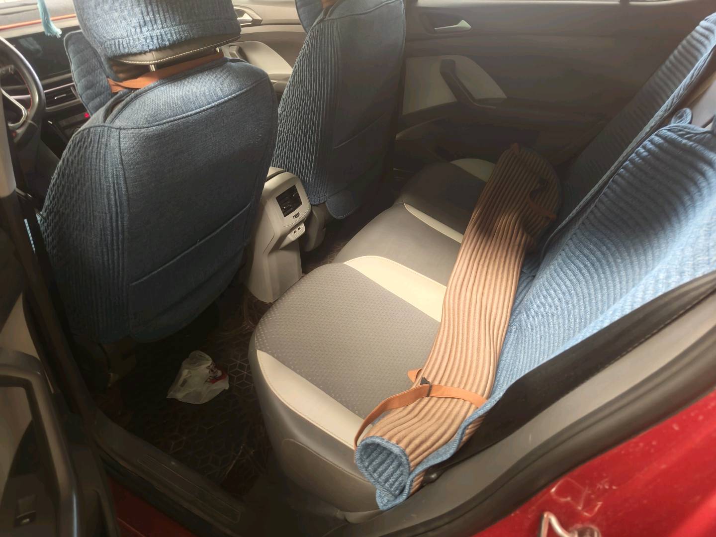 Volkswagen Tacqua 2019 immagine di auto #4