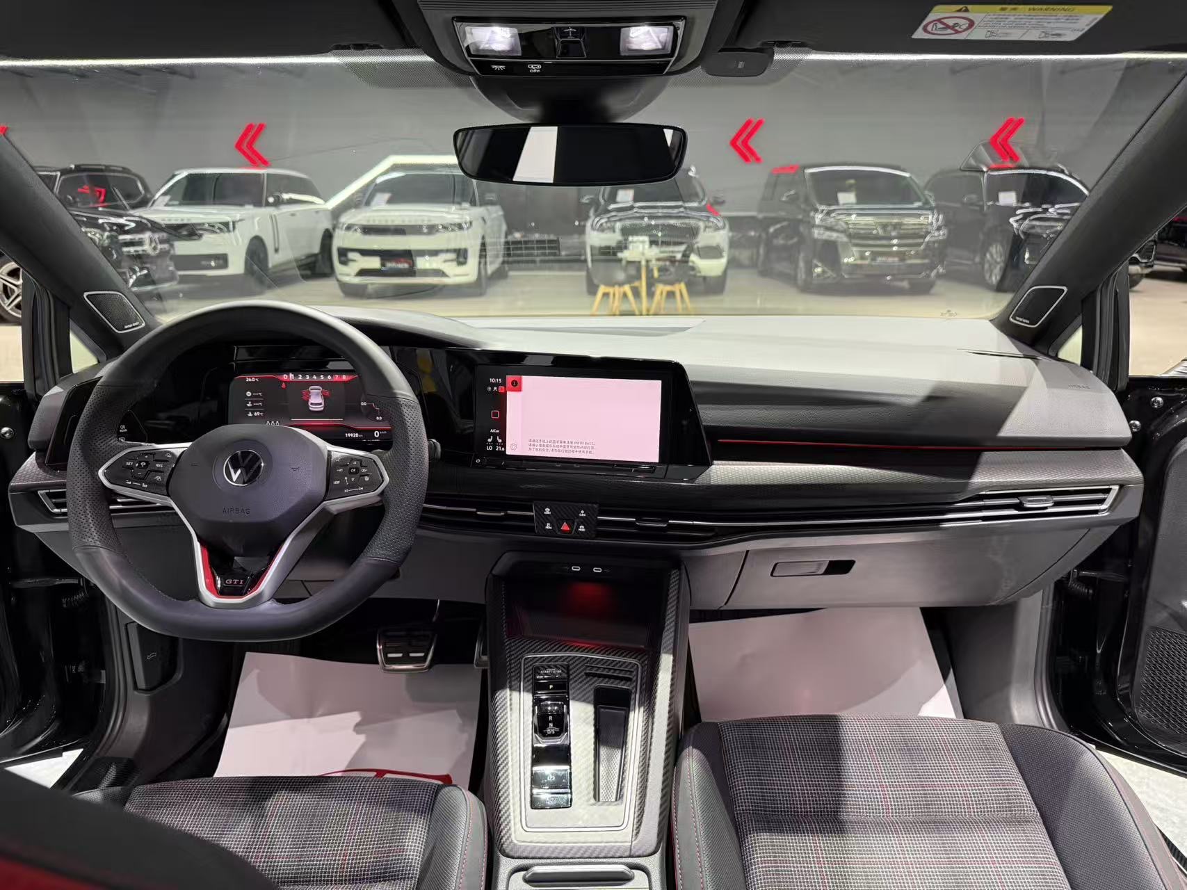 Volkswagen GolfGTI 2024 immagine di auto #8