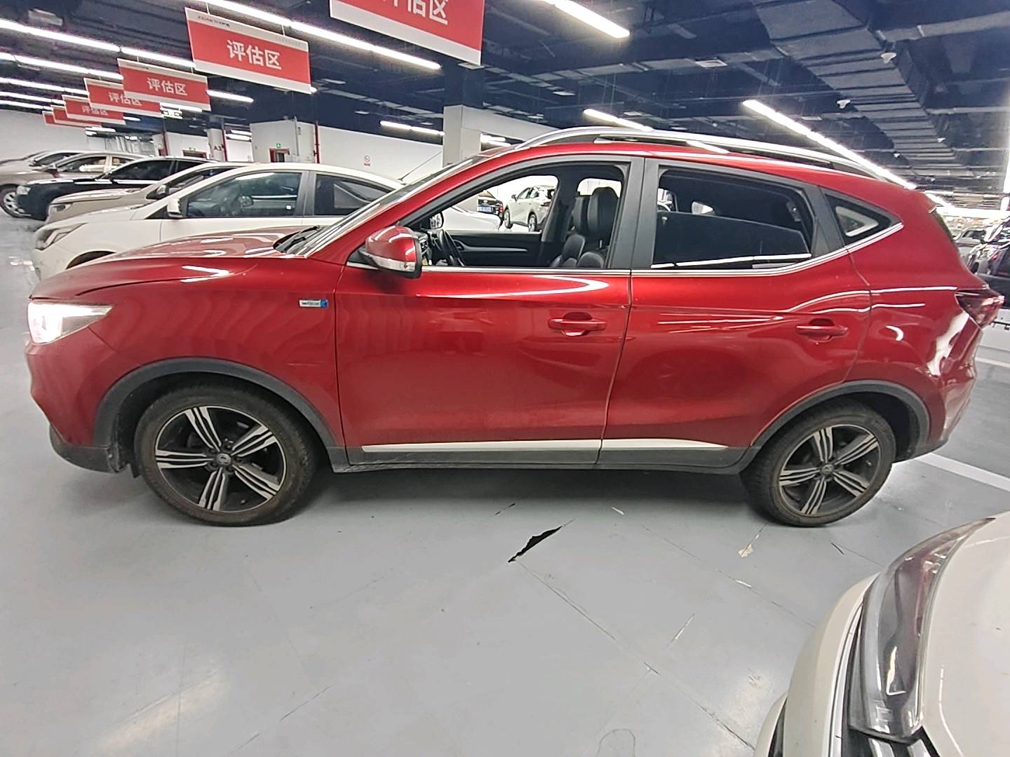 MG ZS 2019 car image #8