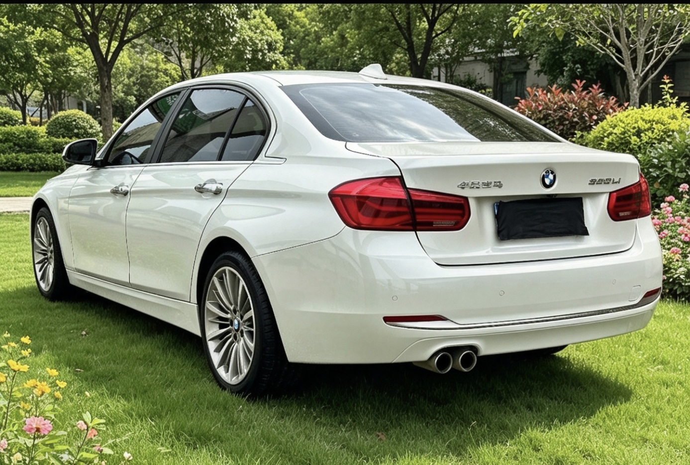 BMW 3 Series 2018 #9 BMW 3 Series 2018 car image #9