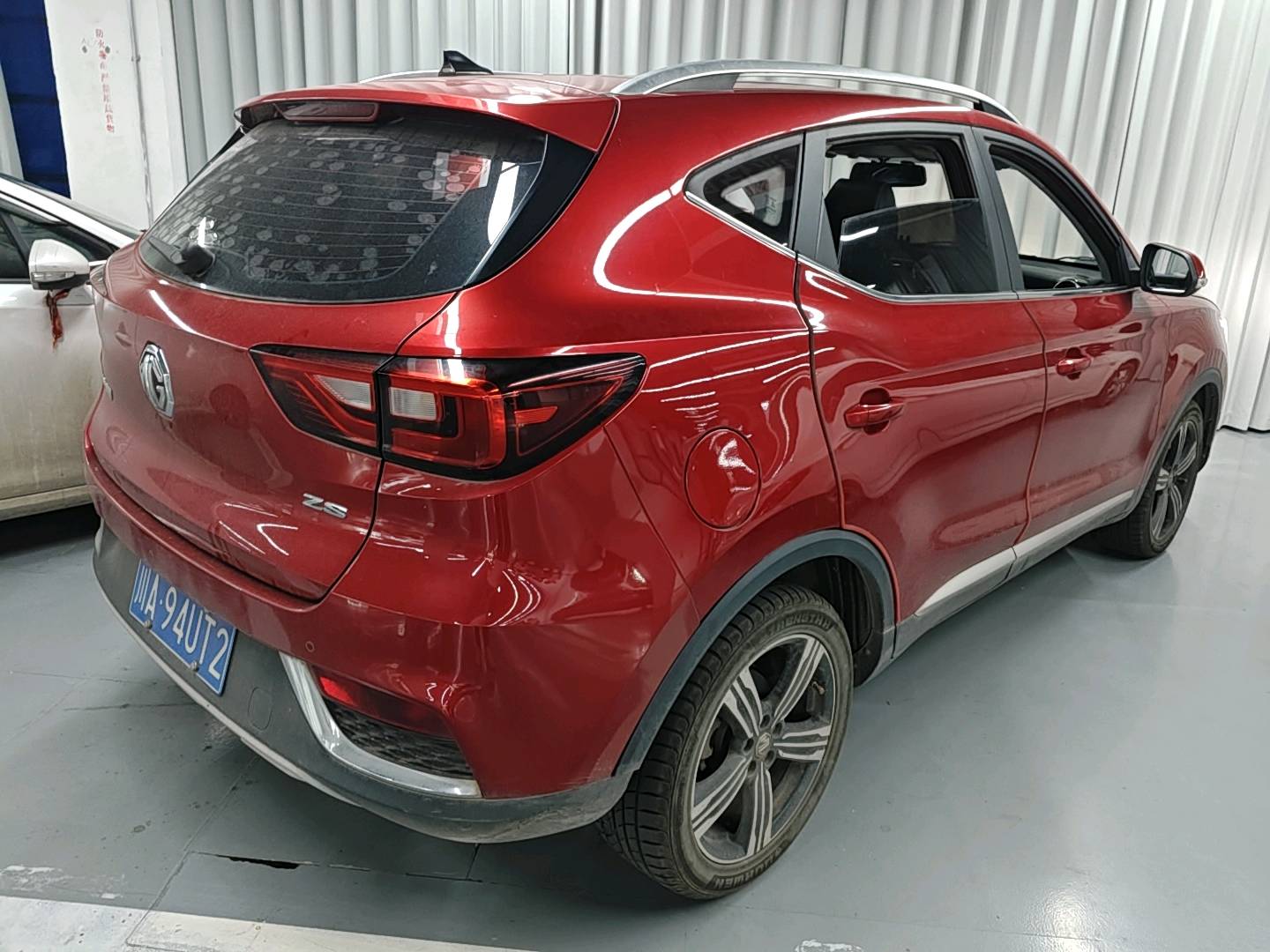 MG ZS 2019 car image #10