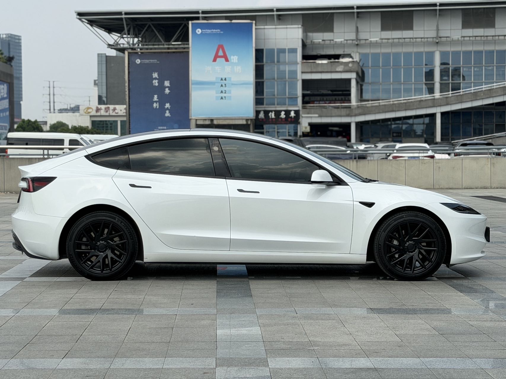 2024 #9 2024 immagine di auto #9