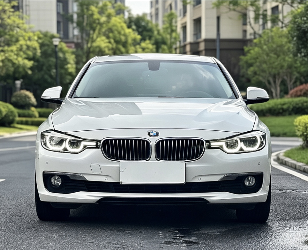 BMW 3 Series 2018 #4 BMW 3 Series 2018 car image #4