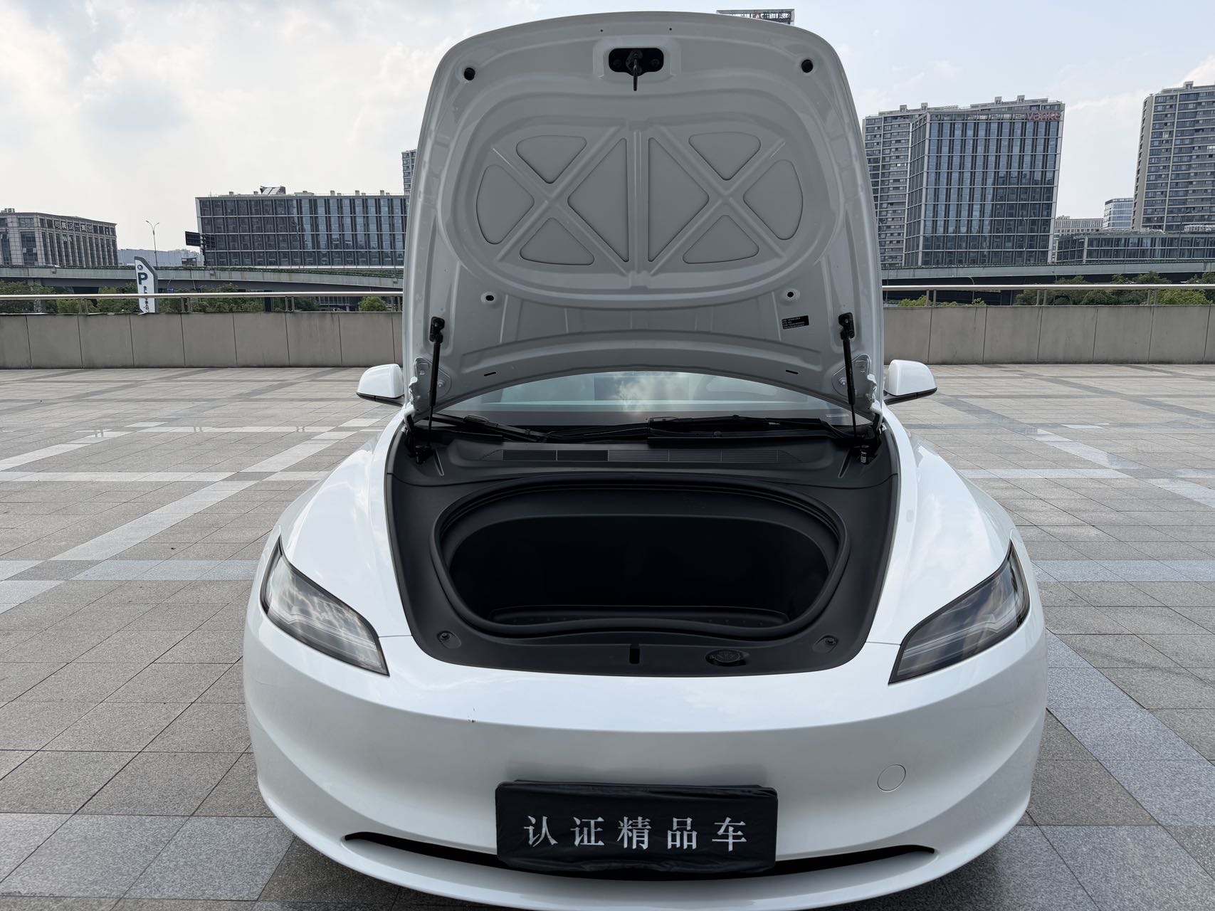 2024 #11 2024 immagine di auto #11