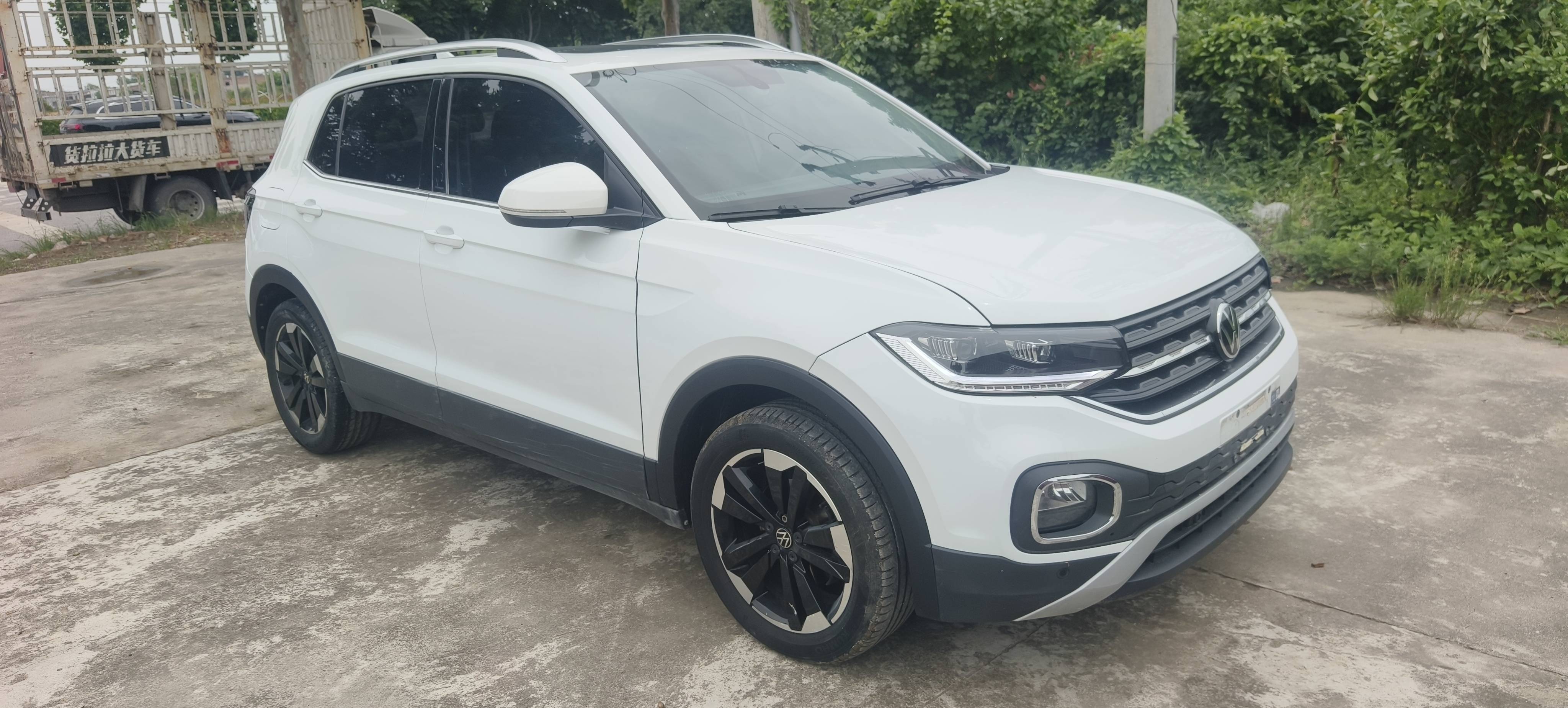 Volkswagen Tacqua 2021 car image #8