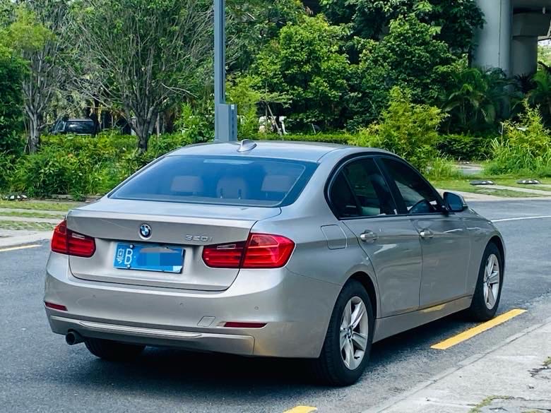 BMW 3 Series 2015 car image #11