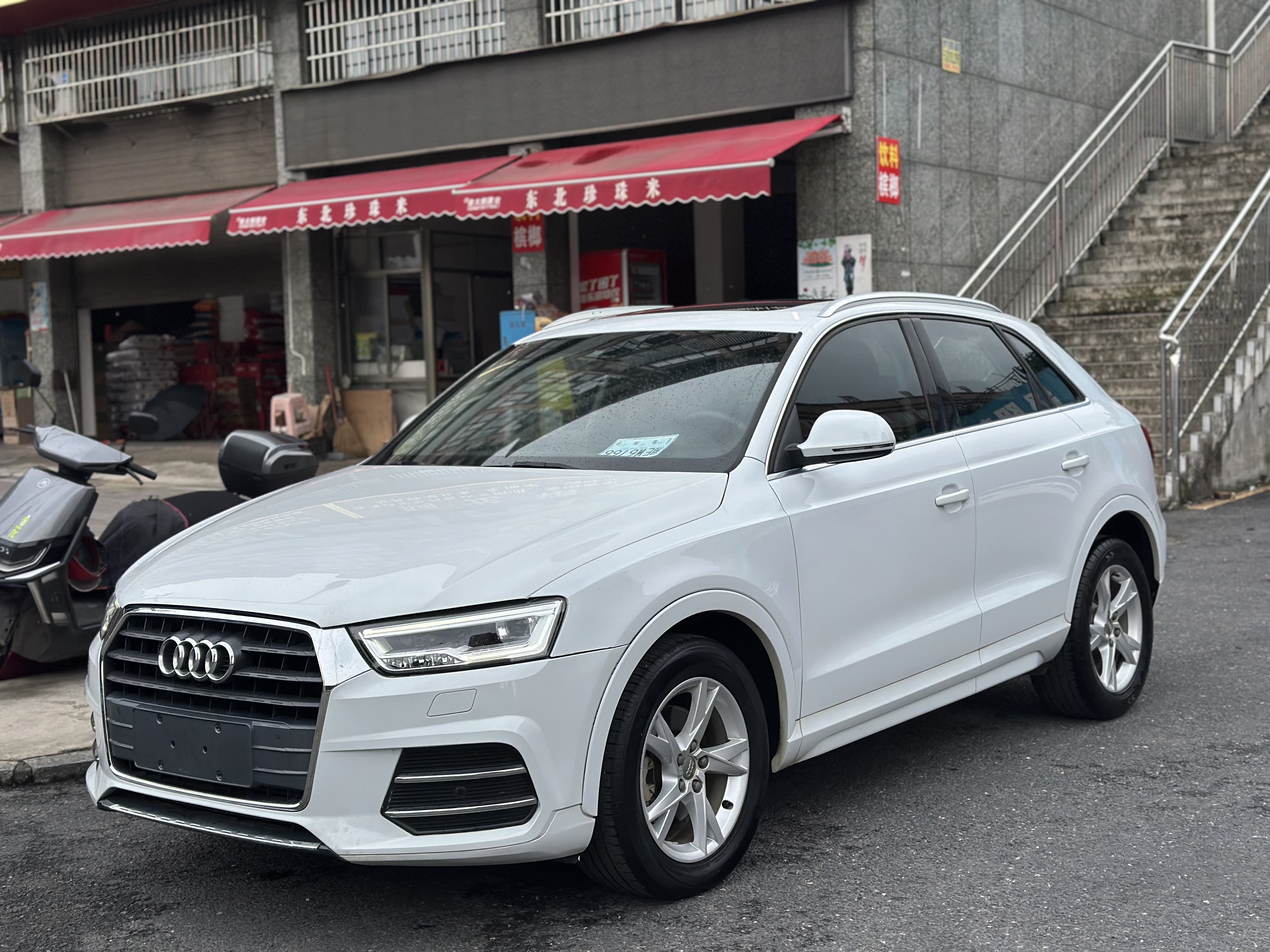 2018 2018 car image