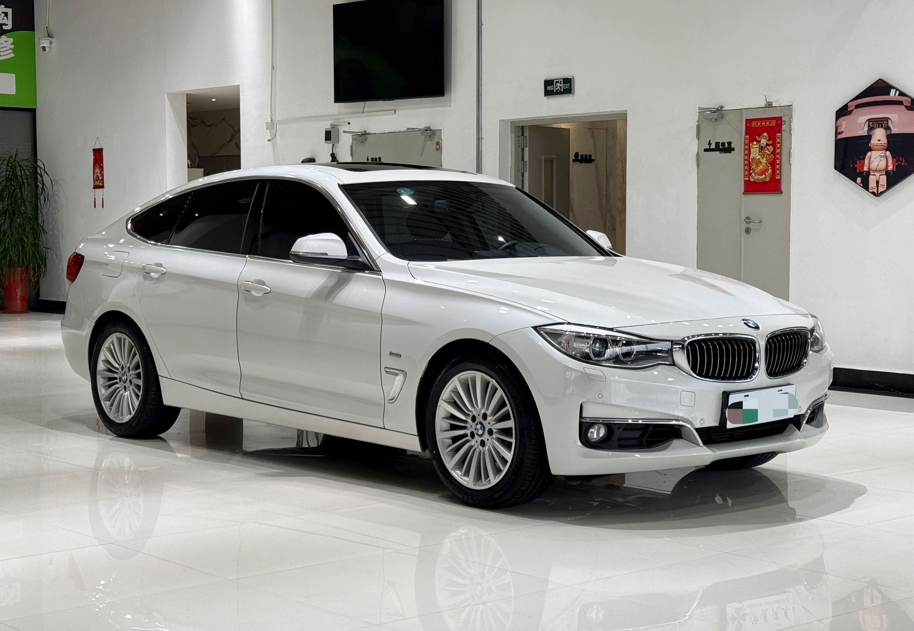BMW 3 Series GT 2015 #5 BMW 3 Series GT 2015 car image #5