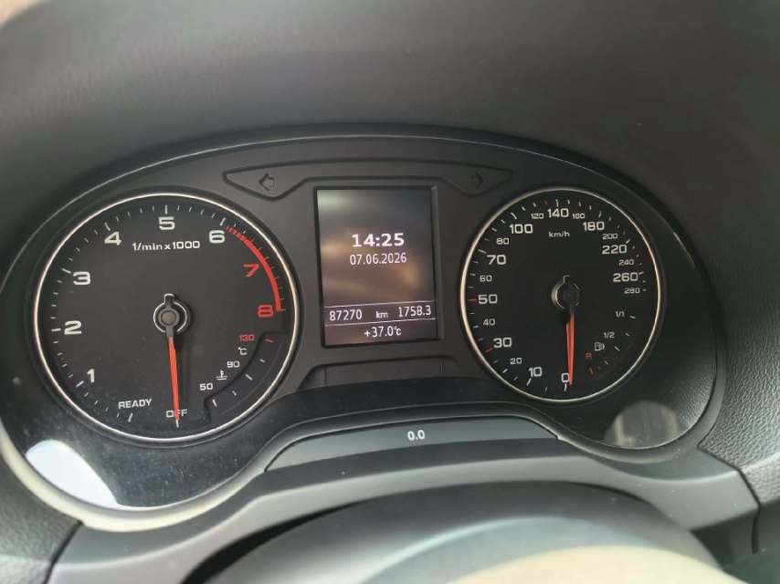 Audi A3 2017 car image #8