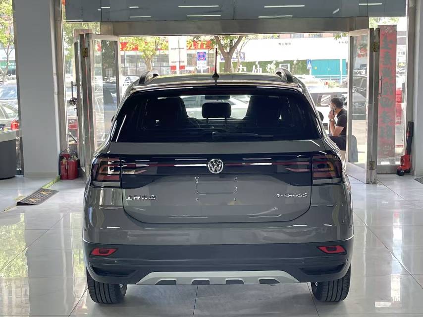 Volkswagen T-Cross 2020 #6 Volkswagen T-Cross 2020 car image #6