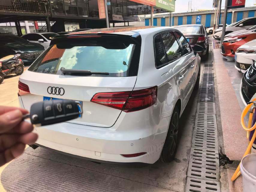 Audi A3 2017 car image #6