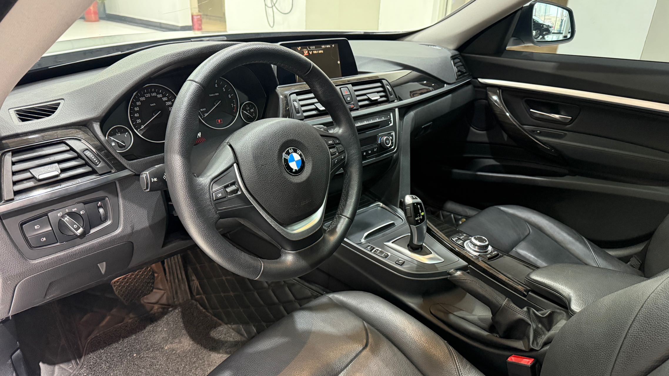 BMW 3 Series GT 2015 #6 BMW 3 Series GT 2015 car image #6