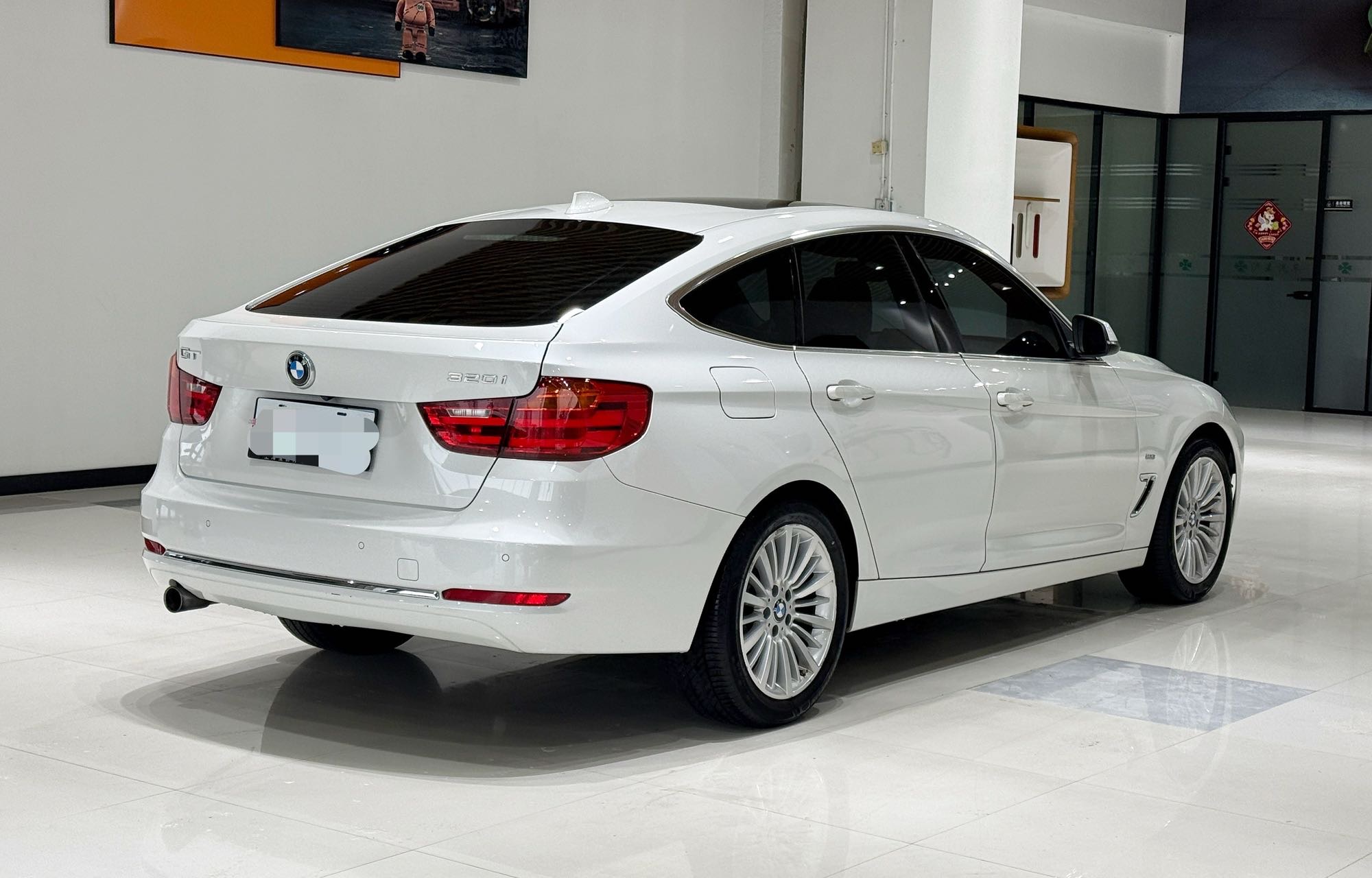 BMW 3 Series GT 2015 #11 BMW 3 Series GT 2015 car image #11