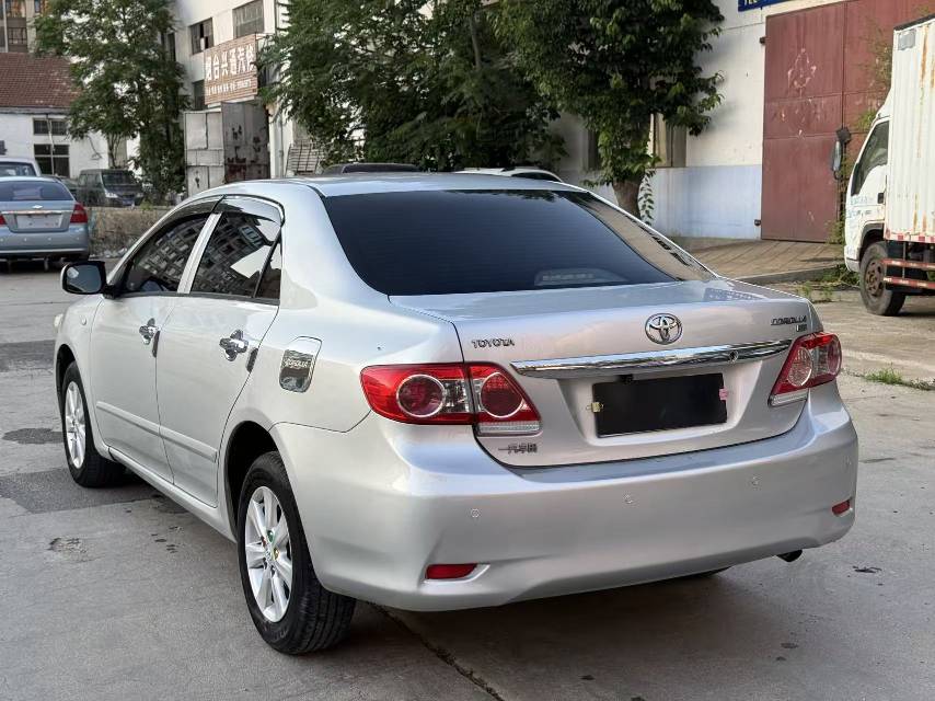 Toyota Corolla 2010 #8 Toyota Corolla 2010 car image #8