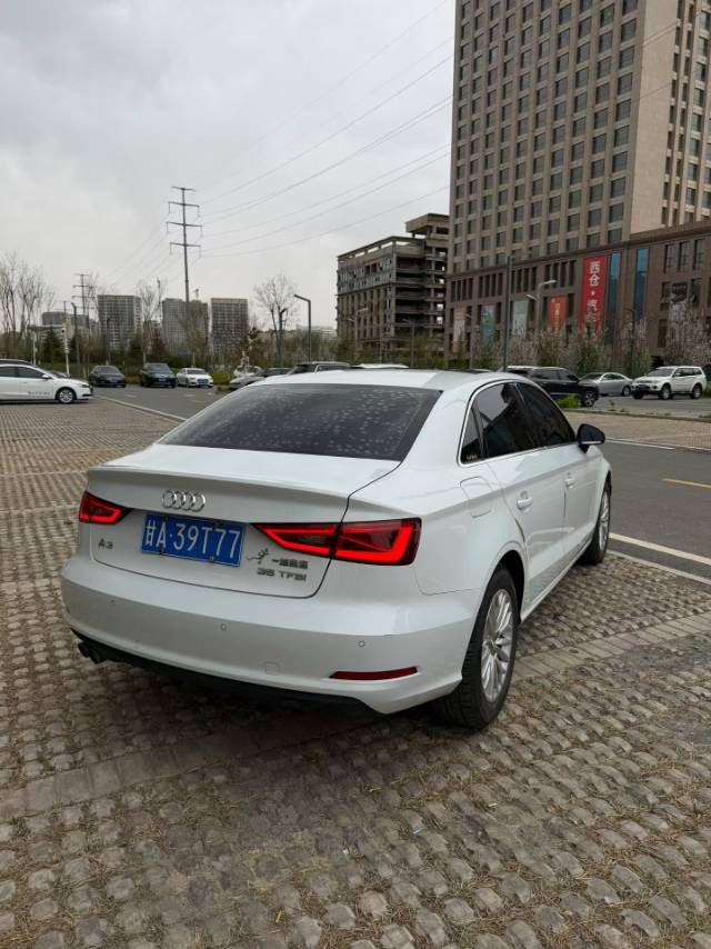 Audi A3 2015 car image #8