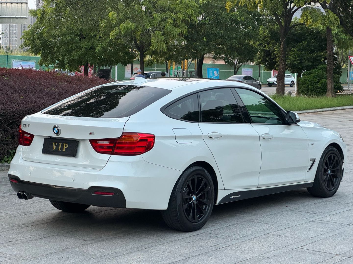 BMW 3 Series GT 2016 #11 BMW 3 Series GT 2016 car image #11