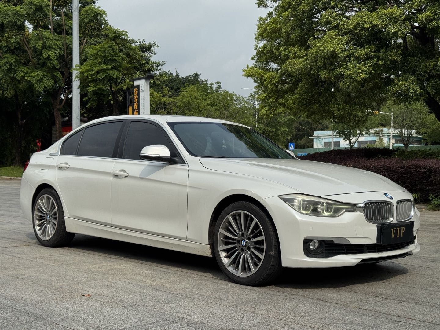 BMW 3 Series 2019 #5 BMW 3 Series 2019 car image #5