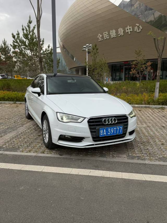 Audi A3 2015 car image #5