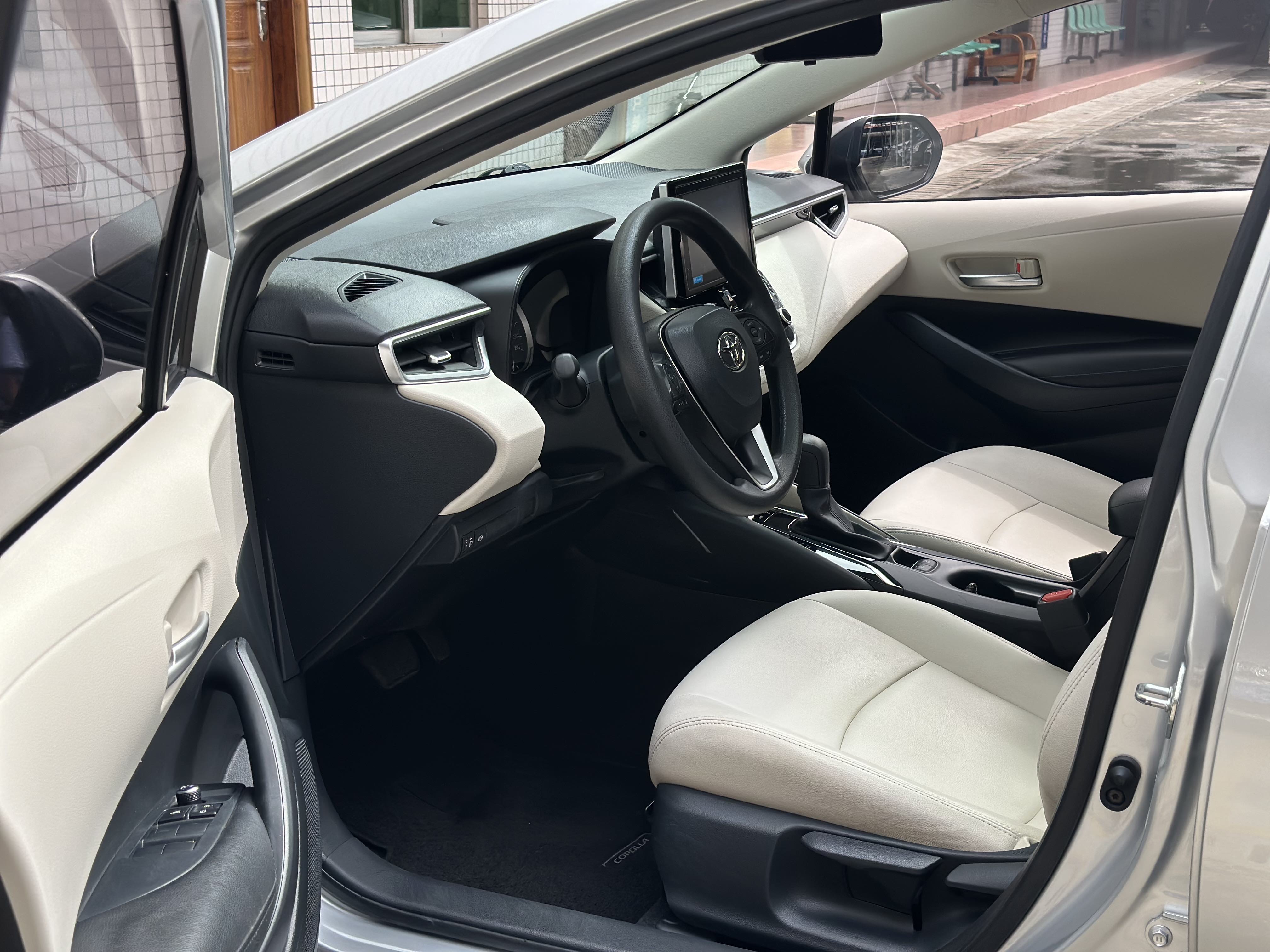 Toyota Corolla 2020 immagine di auto #7