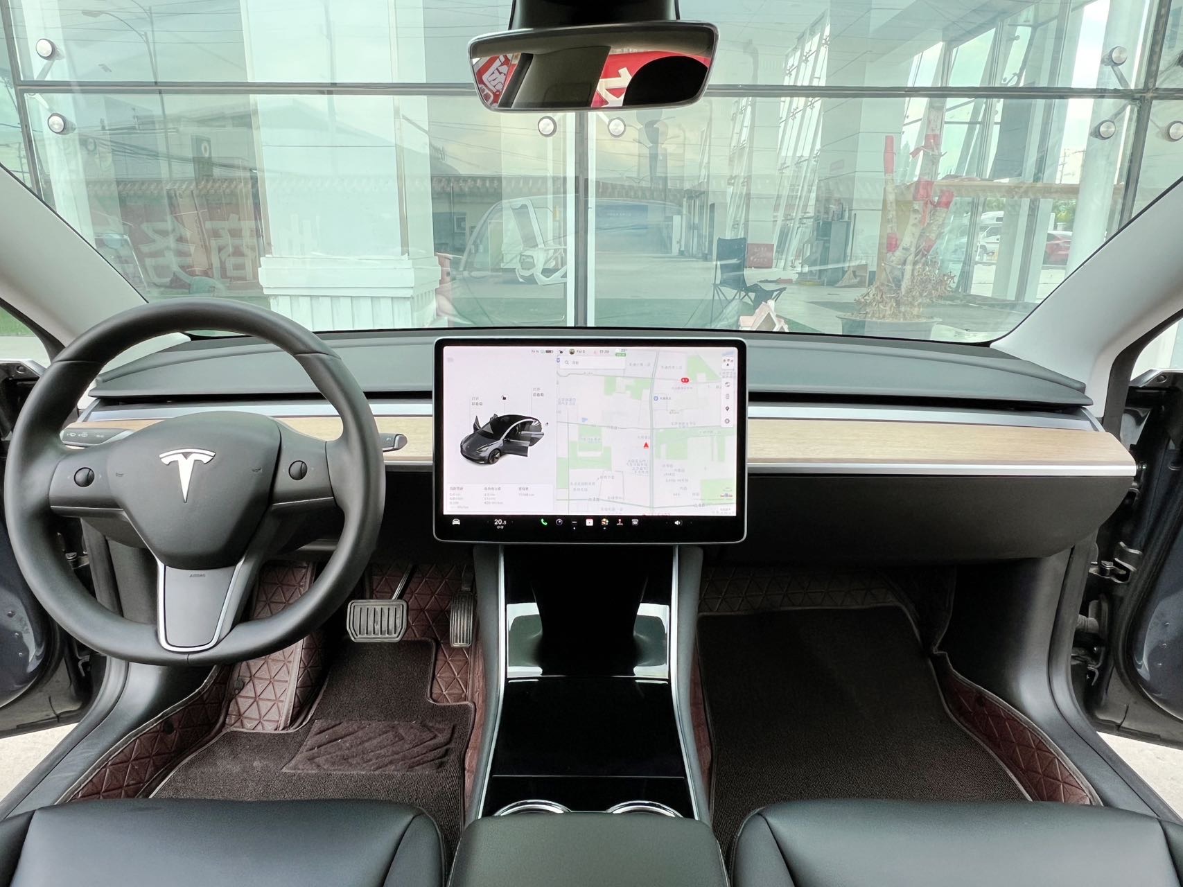 Tesla Model 3 2020 car image #14