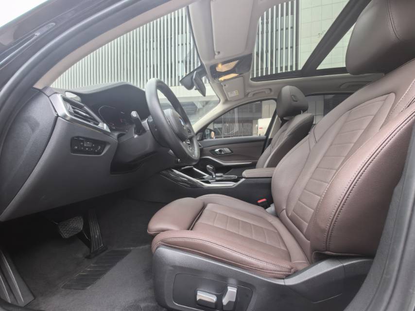 BMW 3 Series 2020 #6 BMW 3 Series 2020 car image #6