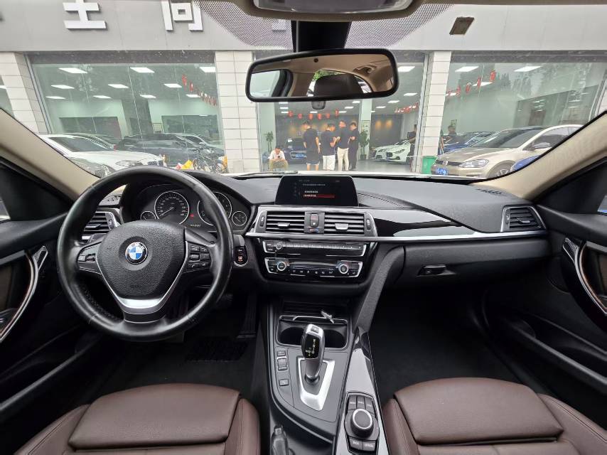 BMW 3 Series 2017 car image #7