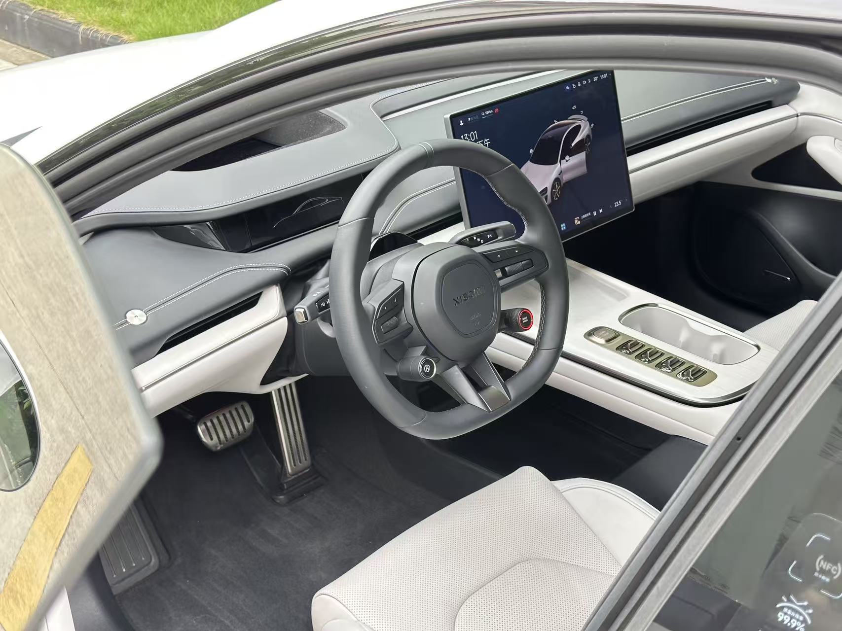 2024 #12 2024 immagine di auto #12