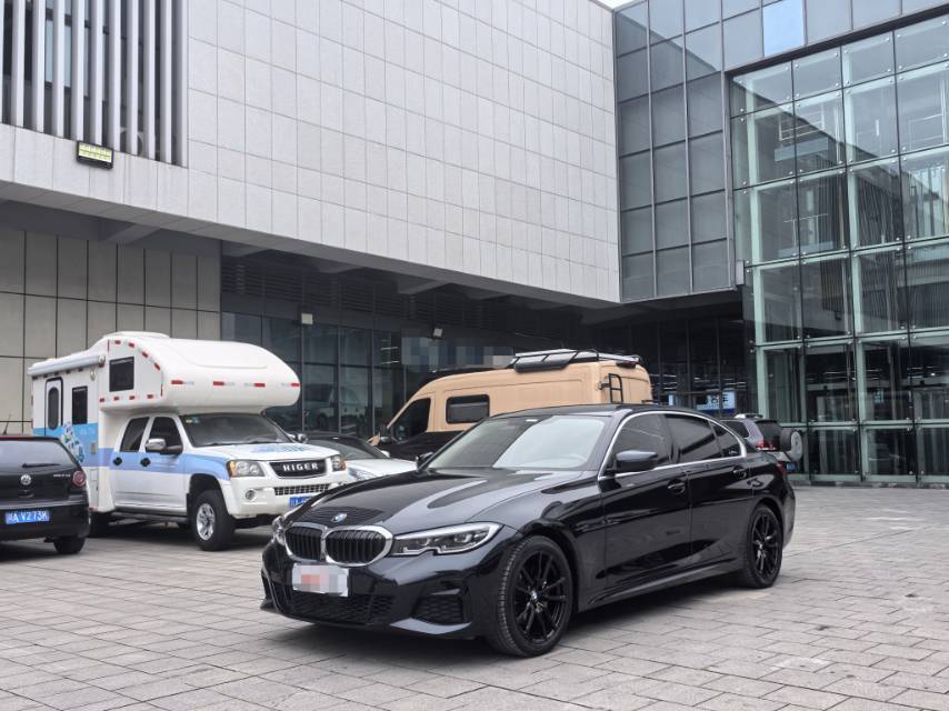 BMW 3 Series 2020 #2 BMW 3 Series 2020 car image #2
