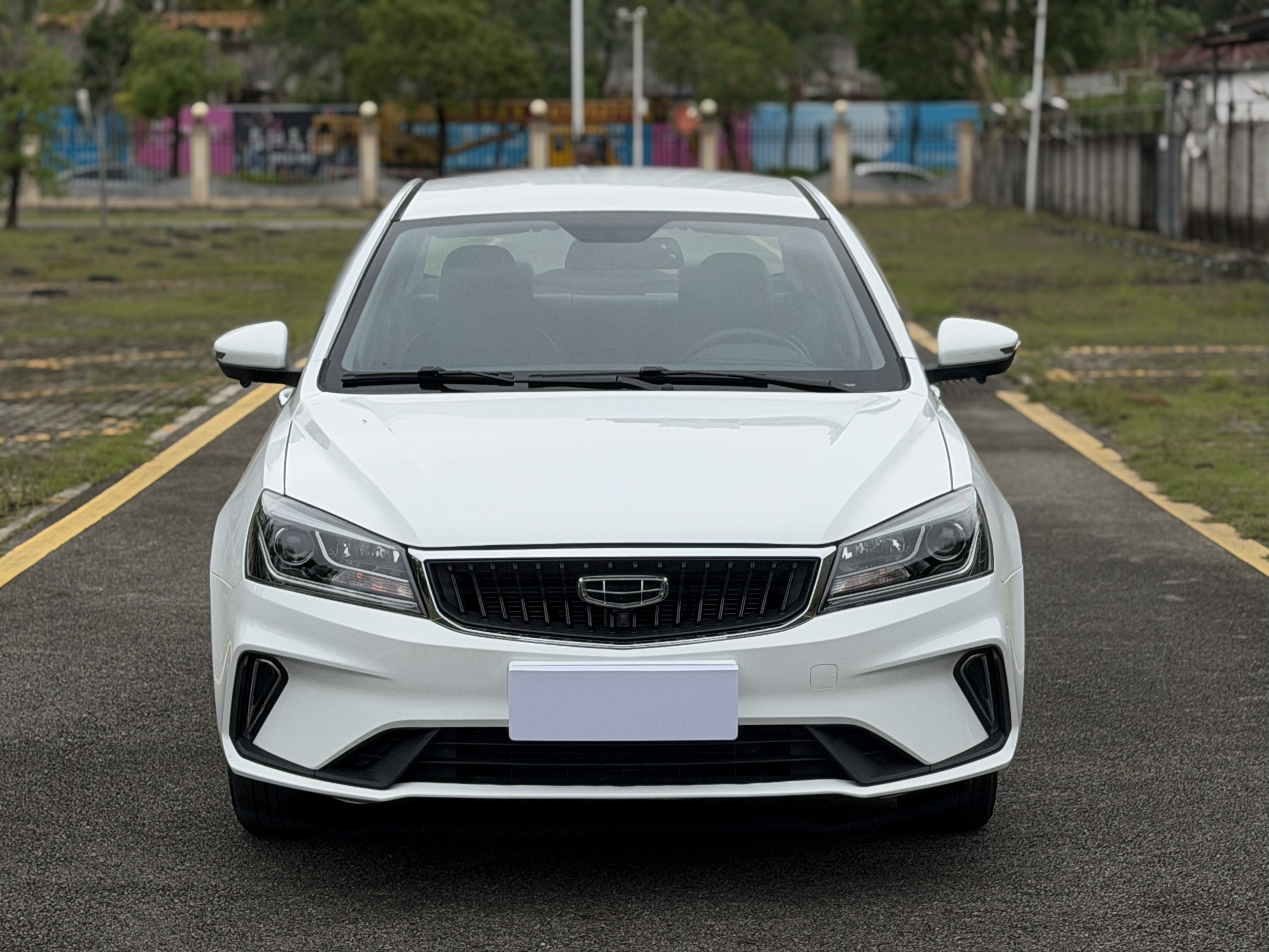 GEELY Emgrand 2021 car image #4
