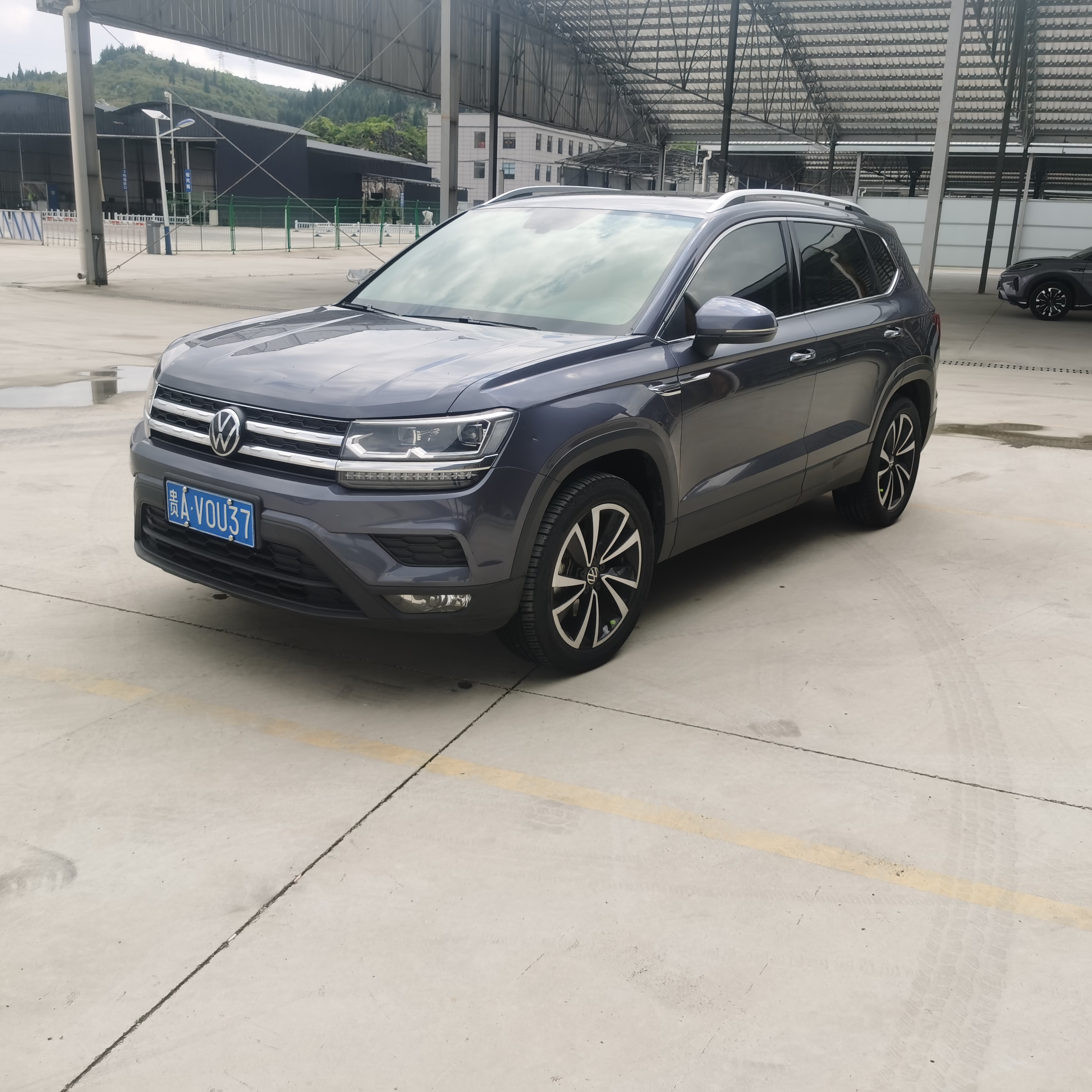 Volkswagen Tharu 2021 car image #2